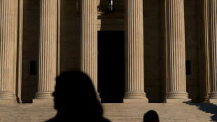 Suprema Corte dos EUA avaliar&aacute; se abusadores dom&eacute;sticos t&ecirc;m direito a porte de armas