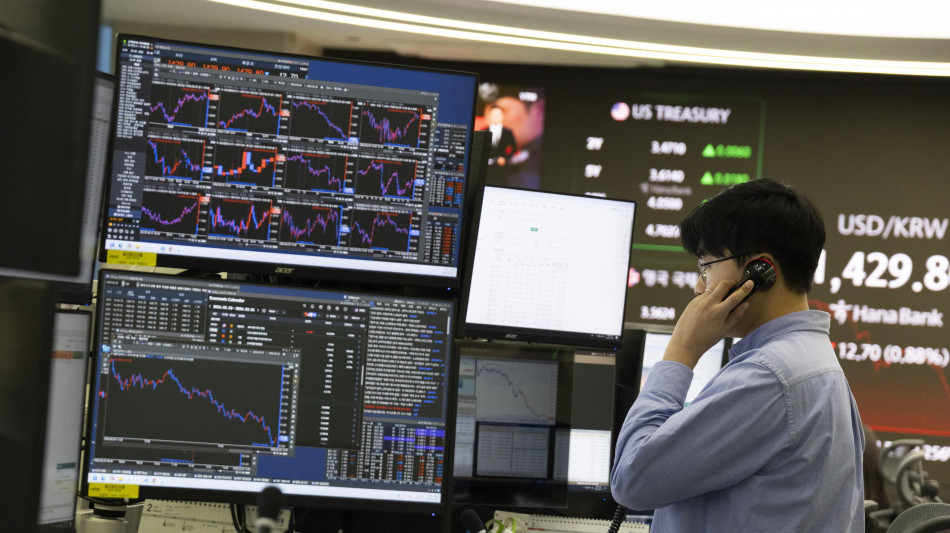 Borsa: l'Asia chiude positiva e guarda agli investimenti per l'Ia