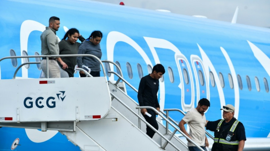 EEUU deporta a Costa Rica a los primeros 25 extranjeros tras un acuerdo migratorio