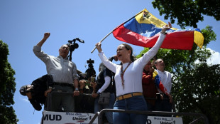 Oposi&ccedil;&atilde;o venezuelana alerta para 'onda migrat&oacute;ria' se Maduro permanecer no poder