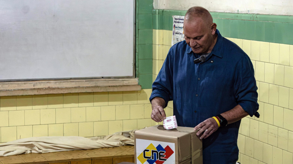 Venezuela, oltre 100 Ong chiedono il voto per la diaspora all'estero