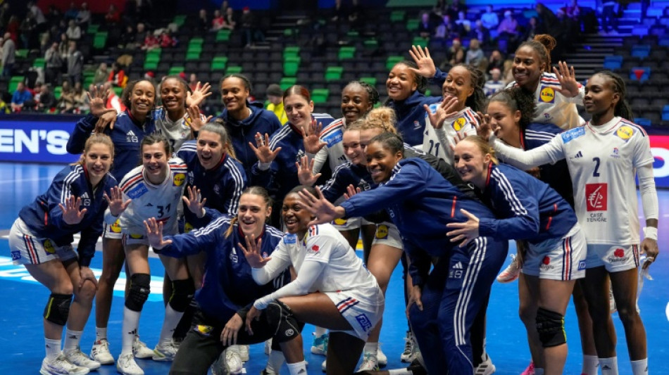 Mondial-2023 de hand: les Bleues poursuivent leur sans-faute et attendent