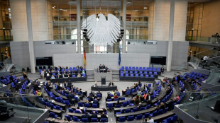 Nach Haushaltsurteil: Bundestag beschlie&szlig;t Nachtragsbudget f&uuml;r  2023