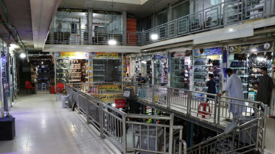 A Herat, la r&eacute;pression vestimentaire des femmes afghanes affecte le commerce