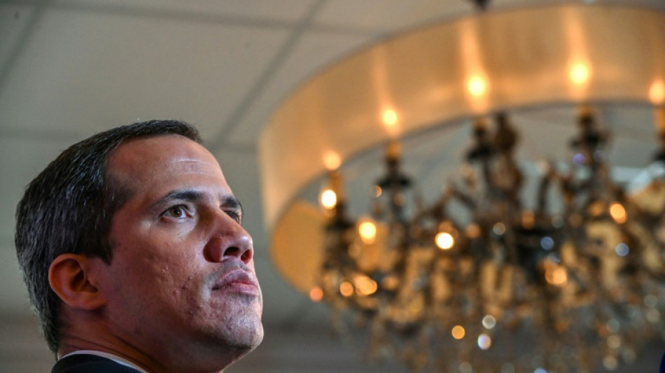 El jefe de la diplomacia de EEUU para Am&eacute;rica Latina recibe a Guaid&oacute;