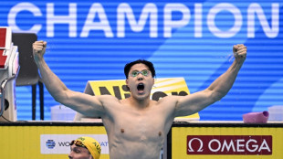 Chin&ecirc;s Qin Haiyang bate recorde e conquista t&iacute;tulo mundial nos 200m peito