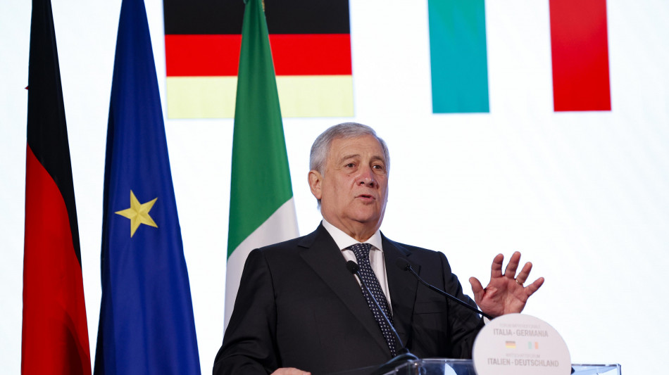 Tajani, legge impedisce figura politica alla presidenza della Consob