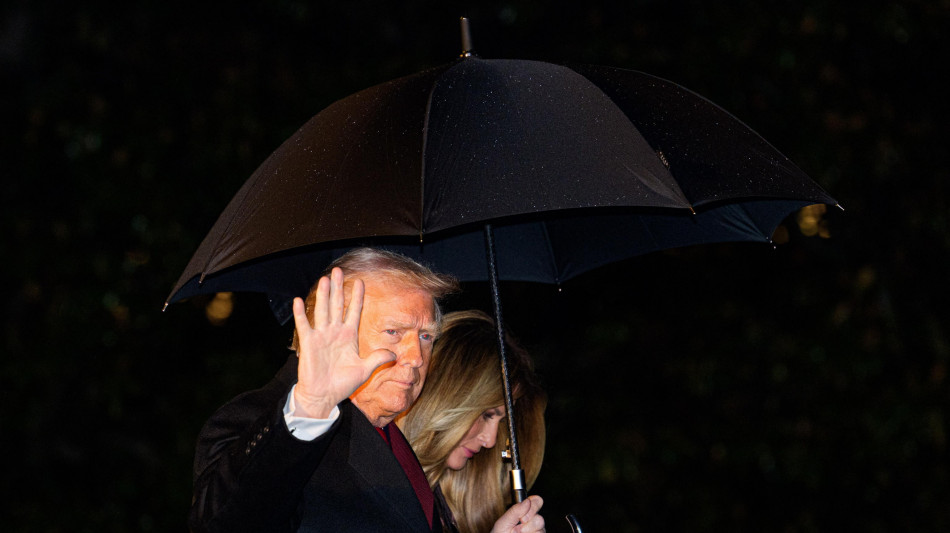 Trump, 'l'animale che ha sparato &egrave; gravemente ferito'