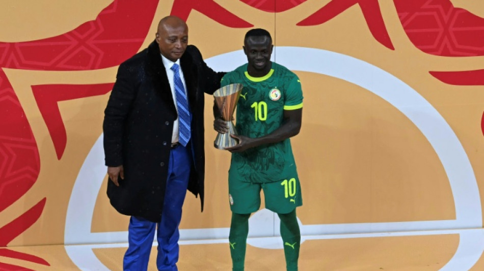 Presidente da CAF promete "respeitar" decis&atilde;o sobre t&iacute;tulo da Copa Africana