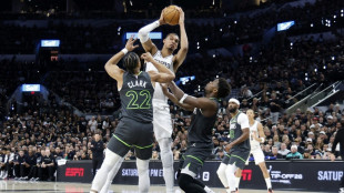 Wembanyama powers Spurs past T-Wolves as Knicks beat Sixers 