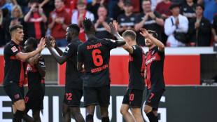 Leverkusen goleia Heidenheim e mant&eacute;m disputa pela lideran&ccedil;a do Alem&atilde;o com o Bayern