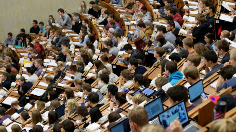 Studie: Nachfrage nach staatlicher Studienunterst&uuml;tzung sinkt weiter