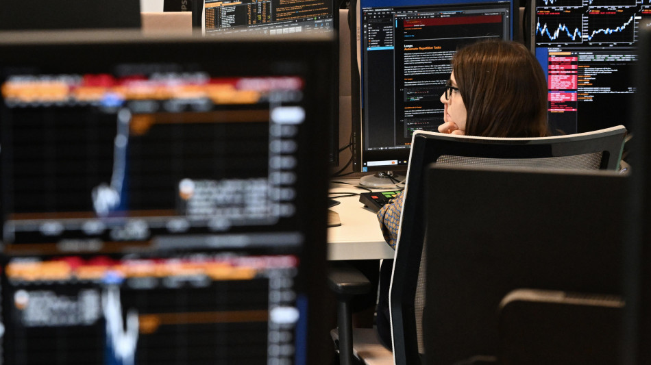 Lo spread tra Btp e Bund chiude in calo a 107 punti base