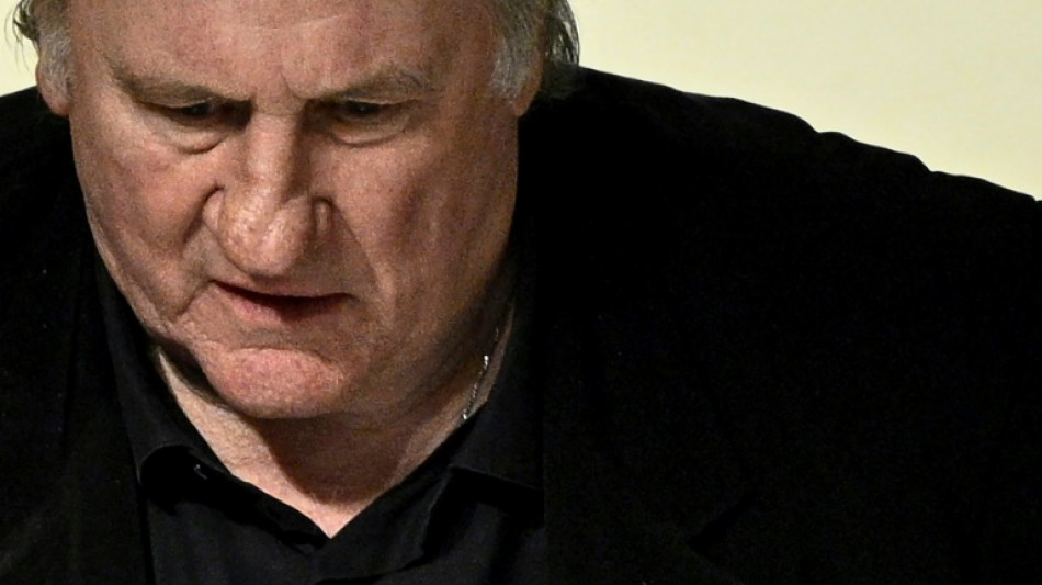 Promotoria pede 18 meses de prisão com suspensão da pena para Gérard Depardieu