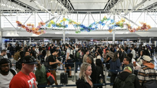 Senadores dos EUA chegam a acordo para encerrar paralisa&ccedil;&atilde;o or&ccedil;ament&aacute;ria