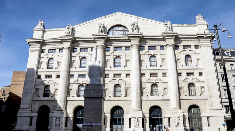 Borsa: Milano apre in leggero rialzo, Ftse Mib +0,18%
