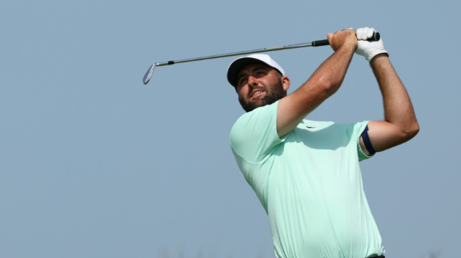 Scheffler makes steady start, DeChambeau one off the lead at British Open