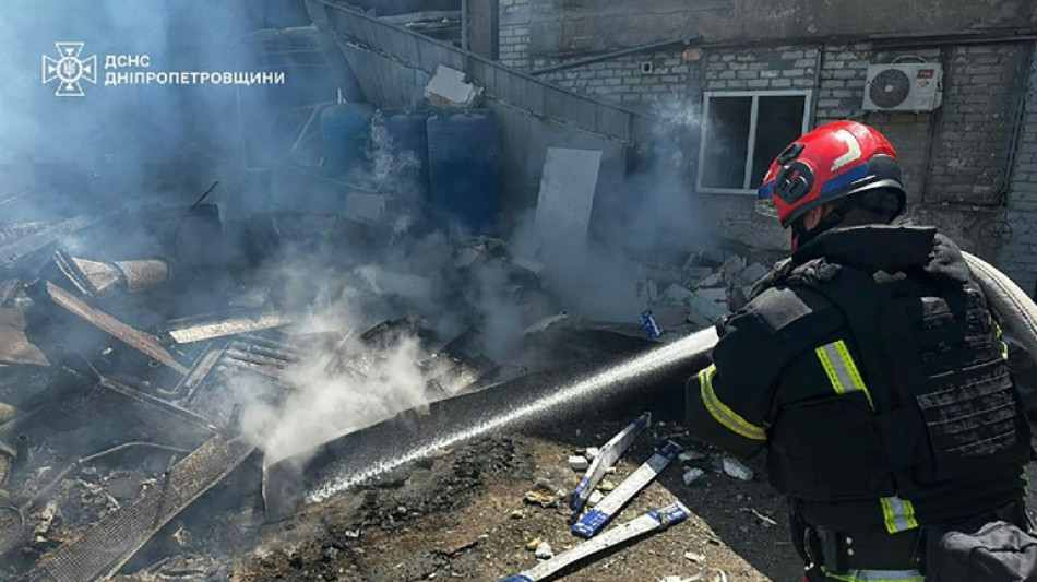 Ukraine: onze morts dans des frappes russes dans la région de Dnipropetrovsk