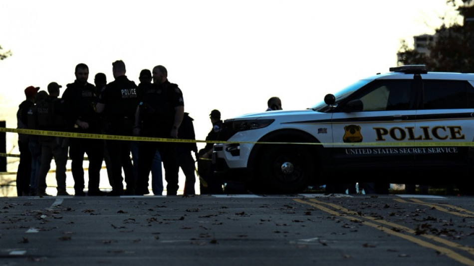 Les Etats-Unis r&eacute;examinent des milliers de "cartes vertes" apr&egrave;s une attaque contre des militaires