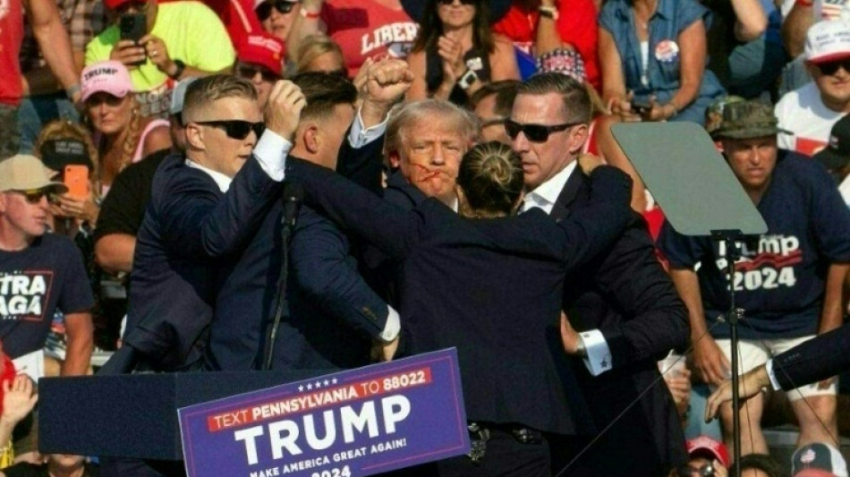 Ap&oacute;s cr&iacute;ticas de Trump, FBI confirma que ele foi sim ferido por uma bala