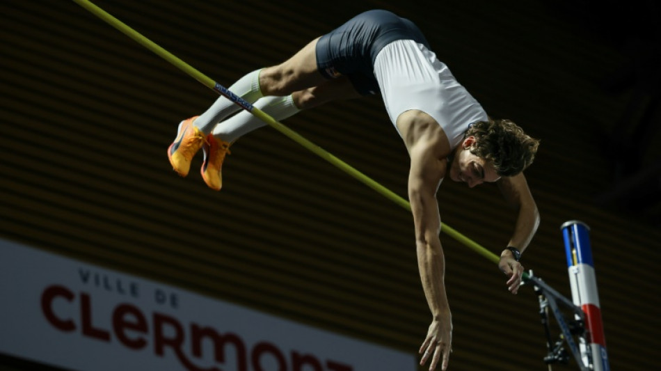 Duplantis sets new world pole vault record 