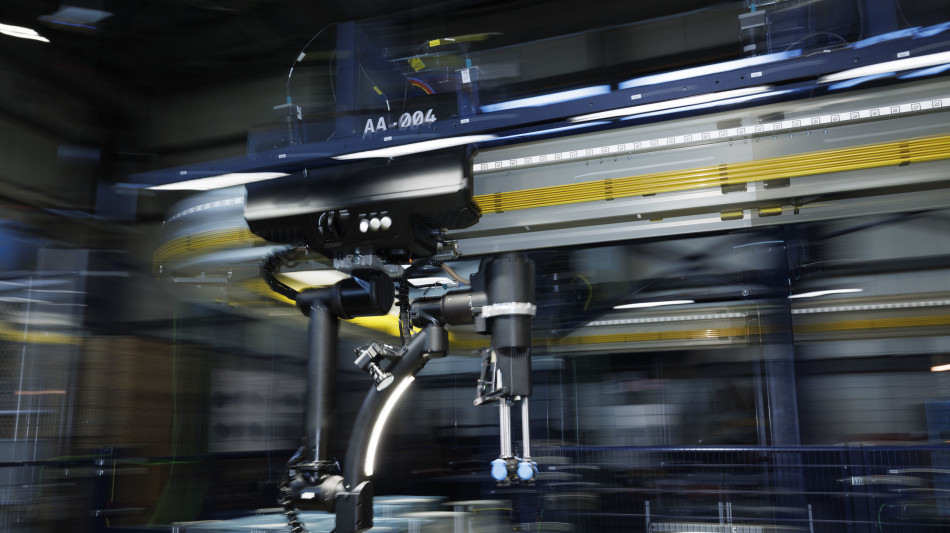 Amazon, 'usiamo un milione di robot, arrivano i giocolieri'