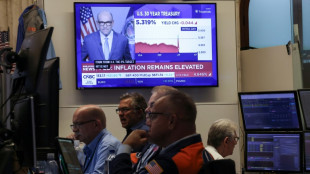 Wall Street cl&ocirc;ture sans direction claire, la g&eacute;opolitique en ligne de mire