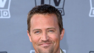 Acusan a cinco personas por la muerte por sobredosis del actor Matthew Perry
