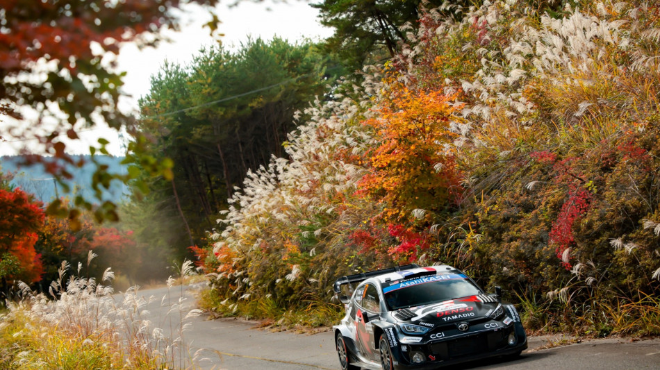 Rally: Ogier campione del mondo per la nona volta, eguaglia Loeb