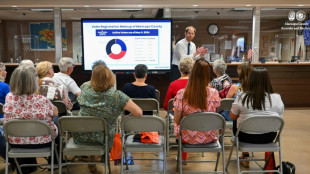 Centro de vota&ccedil;&atilde;o no Arizona tira d&uacute;vidas de eleitores preocupados com poss&iacute;veis fraudes