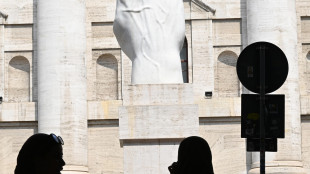Borsa: Milano scivola (-1%) coi Btp, lo spread risale a 111