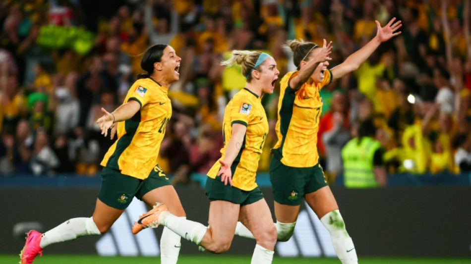 Austr&aacute;lia elimina Fran&ccedil;a nos p&ecirc;naltis e vai &agrave; semifinal da Copa feminina