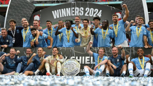 City vence United nos p&ecirc;naltis e &eacute; campe&atilde;o da Supercopa da Inglaterra