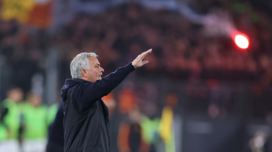 Cl&aacute;ssico Roma-Lazio esquenta 12&ordf; rodada da Serie A