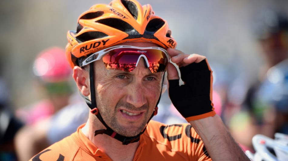 Caminhoneiro que atropelou ciclista Davide Rebellin &eacute; condenado a quatro anos de pris&atilde;o