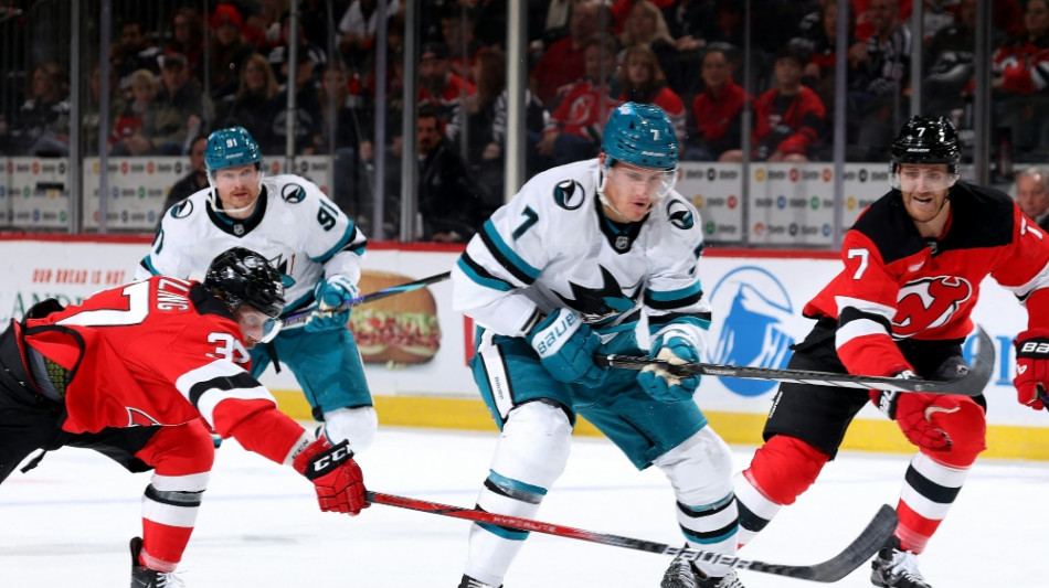 NHL: Sturm schie&szlig;t Sharks zum Sieg