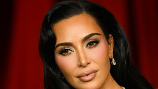 'Tive certeza de que iria morrer', diz Kardashian no julgamento por roubo milionário em Paris