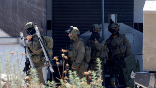 Miliband, 'Israele chiude occhi su pulizia etnica in Cisgiordania'