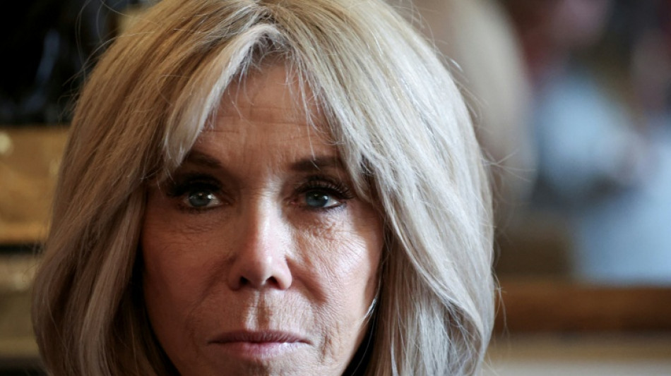 Cyberharc&egrave;lement de Brigitte Macron: &agrave; la barre, Zo&eacute; Sagan d&eacute;fend le droit &agrave; "la satire"