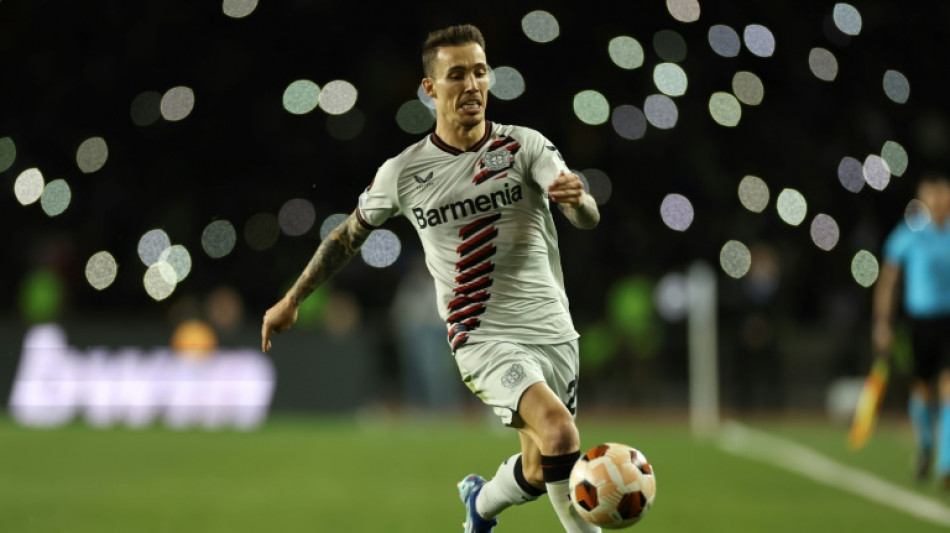 Grimaldo, Riquelme, Remiro e Aleix Garc&iacute;a s&atilde;o novidades na lista de convocados da Espanha