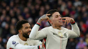 Rosenior impressed as Chelsea pass 'huge test' in Palace win