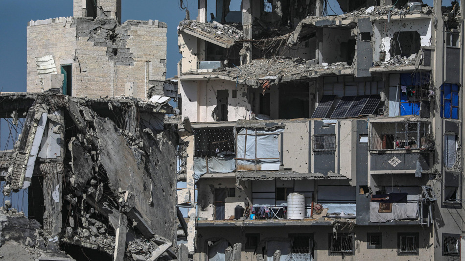 Idf, attaccato miliziani di Hamas usciti armati dai tunnel