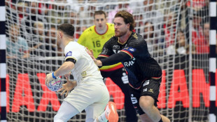 Hauptrunden-Traum lebt: Melsungen siegt im CL-Krimi 