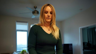 Una piloto trans demanda a un influenciador que la vinculó con un accidente en Washington