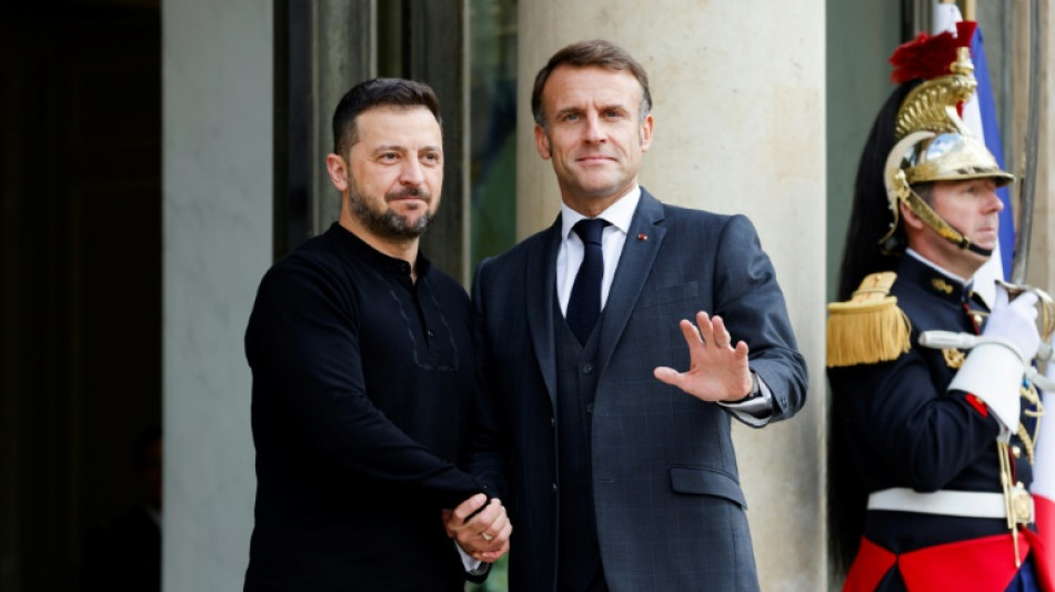 Zelensky chega &agrave; Fran&ccedil;a depois de discutir seu 'plano para a vit&oacute;ria' da Ucr&acirc;nia em Londres