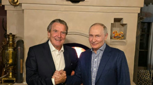 "Schande": Schr&ouml;der erntet mit Putin-Besuch Sturm der Entr&uuml;stung