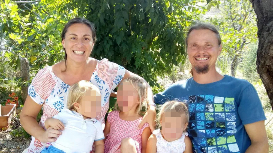 Famiglia nel bosco, legali chiedono un rapido ricongiungimento