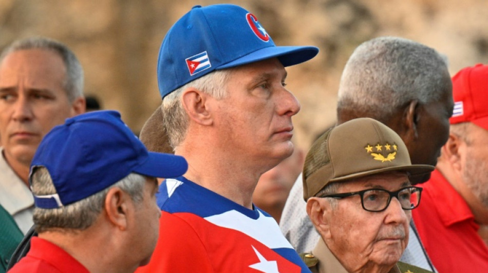 Cuba celebra el Primero de Mayo con retraso y en actos reducidos por la crisis de combustible