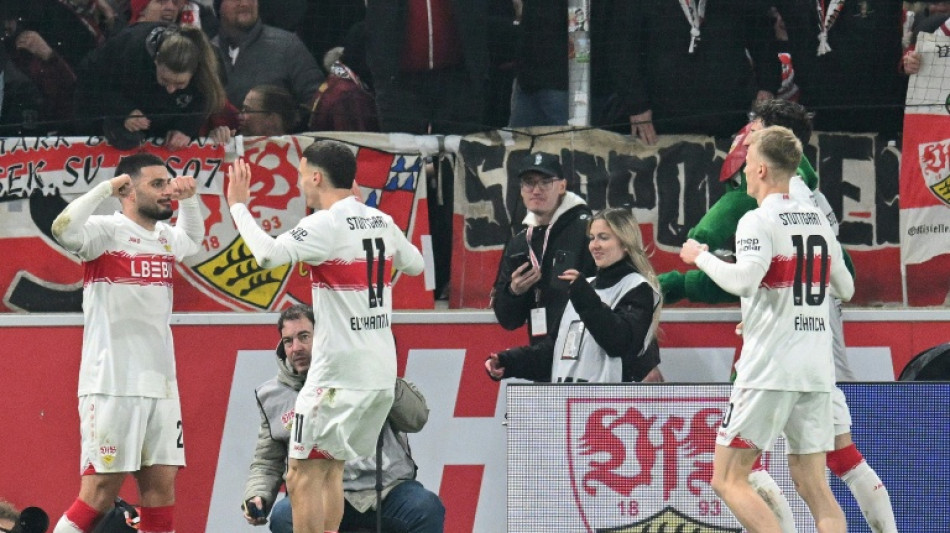 Stuttgart down Leipzig to strike blow in top-four race