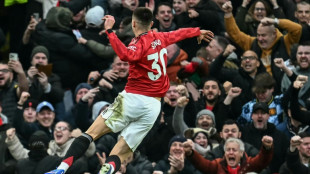 Sesko strikes to rescue Man Utd, Villa beaten by Brentford 